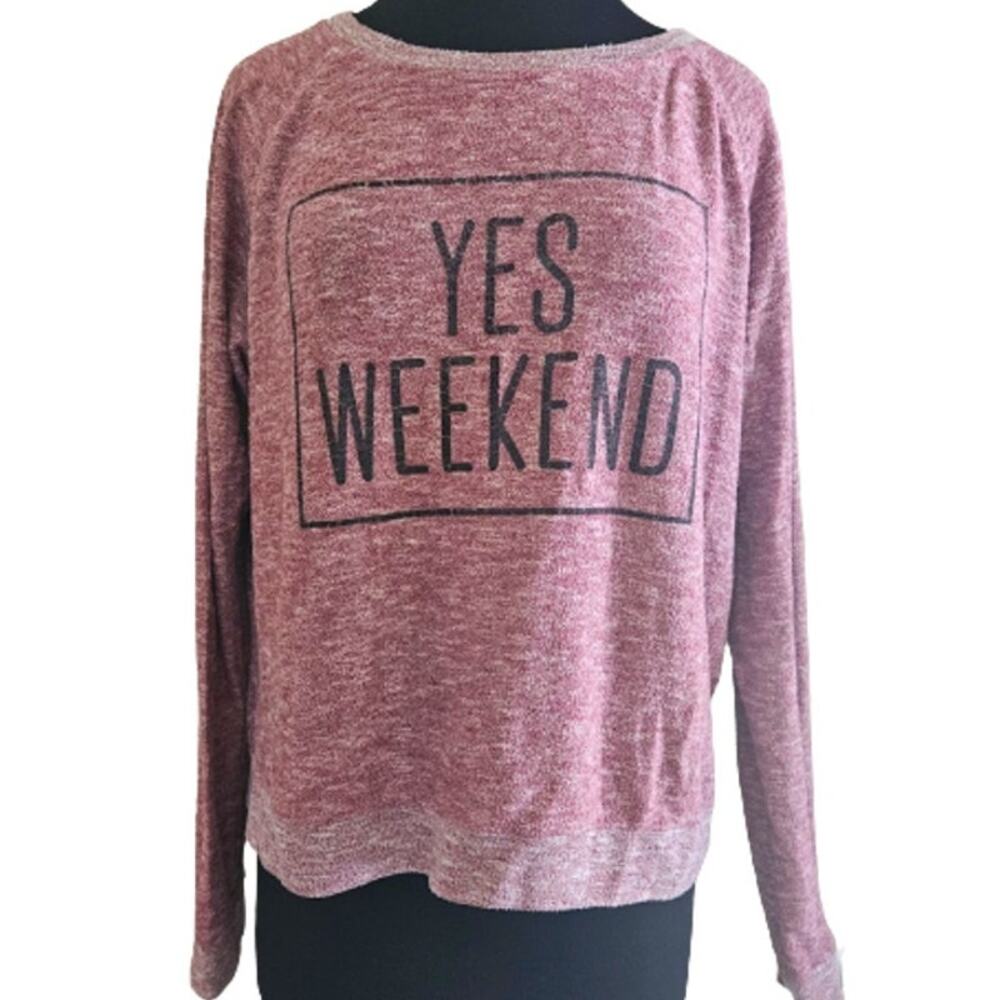Red Yes Weekend Crewneck Sweater Size Large